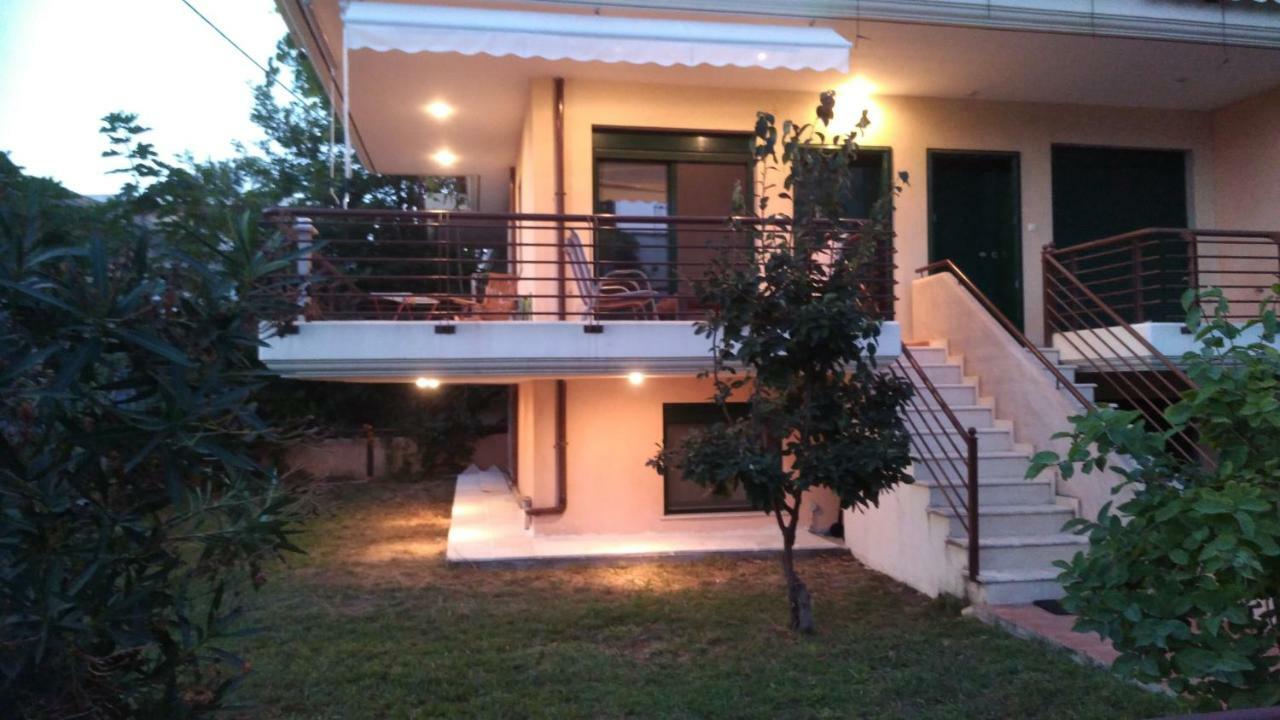Garden Maisonnette 2-Bedrooms Sleeps 6 Adults 200M From Sandy Beach Asproválta Ngoại thất bức ảnh