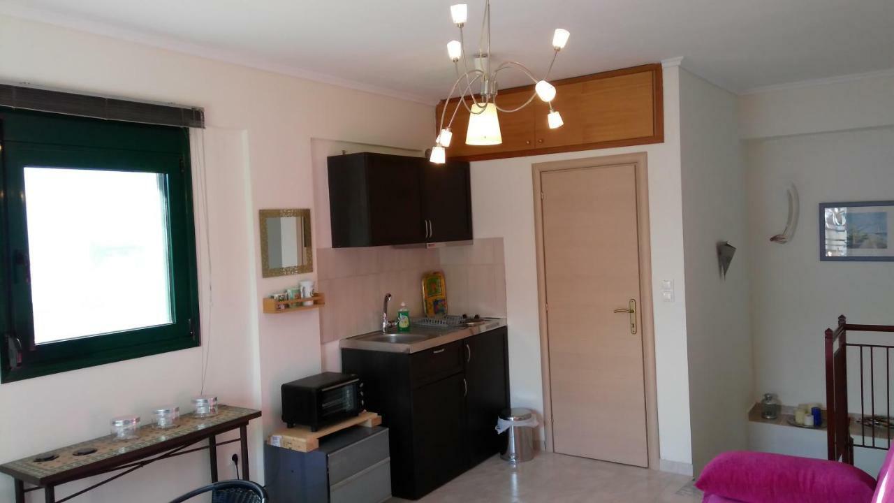 Garden Maisonnette 2-Bedrooms Sleeps 6 Adults 200M From Sandy Beach Asproválta Ngoại thất bức ảnh